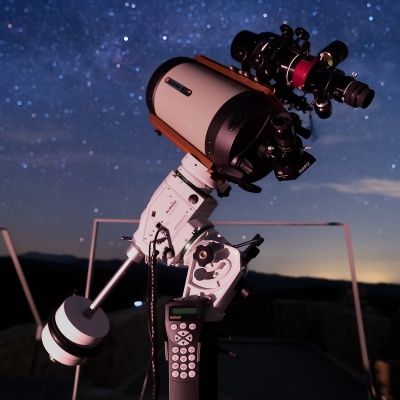 Noche de estrellas en el Castell de Lladurs